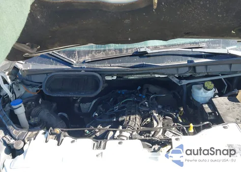 2015 Ford Transit-250 z USA, uszkodzony, nr VIN 1FTYR2CG7FKA81508